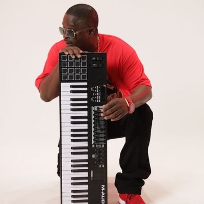 3PProductionsVI's profile picture. Producer/Song Wirter/Studio engineer.
 This is the Official Twitter of PamPam Productions!!!