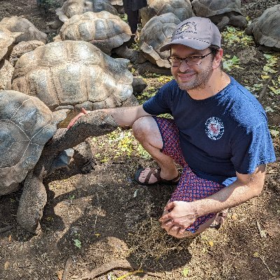 Postdoctoral Research Associate @IDEELlabs studying non-falciparum malarias.
PhD in Entomology @TAMU on Anopheles gambiae genetics and behavior. @Macalester '13