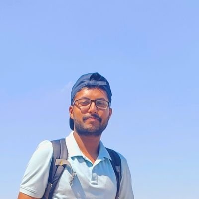 Proud Indian 🇮🇳 , goal dreamer📒🖋️, technophile 👨🚀 , sports enthusiast🏏⚽, melomaniac🎧.