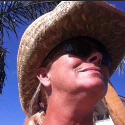 JoLong1957's profile picture. 