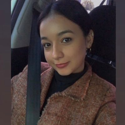 Músico. Arpa Paraguaya.❤ Estudiante de Derecho UNA.