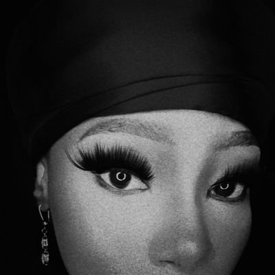 thatgirldeeeh's profile picture. 