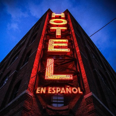 No está embrujado, no es el infierno, es ¡El Hotel! Disponible en: Apple Podcasts, Spotify y Amazon Music. Nuevos episodios el primer y tercer lunes del mes