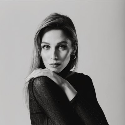 AlexandraBadea's profile picture. The best way to predict the future is to create it. Business, digital marketing, zen at NAMASTAY 🔝🔝