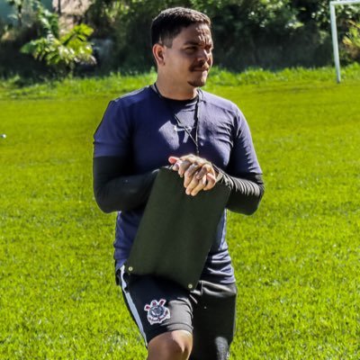 dodoomelo's profile picture. Graduando em Ed. Física - UFV