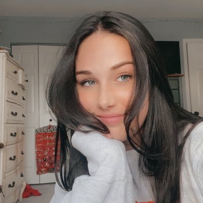 AnnaliseBickley's profile picture. va • penn state