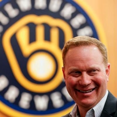 general Manager of the Milwaukee Brewers but I just want to be King (Parody Account)