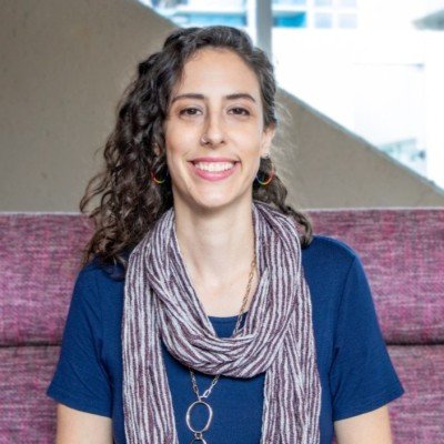 I work in communications for organizations like @usaid @PactWorld @humdata @UN. I tweet about development, data, innovation, Feminism, #binders. Views mine.