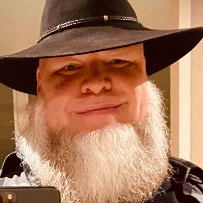 General Manager @HuntShowdown
Creating a compelling, dark and gritty world where people build shared memories of desperation, loss and triumph together.