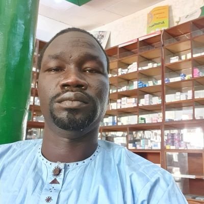 AKOUNA1983's profile picture. prof de français