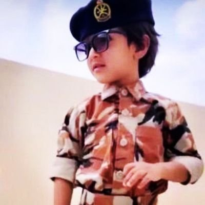 لستُ أراكِ أجمل مَافي الدُنيا
بل أراكِ دُنيا كُل مَافيها جَميل! °
✌️تغريداتي ف المفضلة ✌️