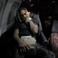 . (@cinfvmouss) 's Twitter Profile