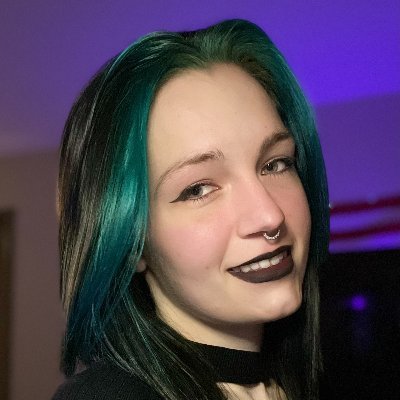 twitch: https://t.co/Rrh26x1TXB - 27yo. married. 1 daughter. 2dogs. play league of legends. will eventually stream more games. #blitzfam