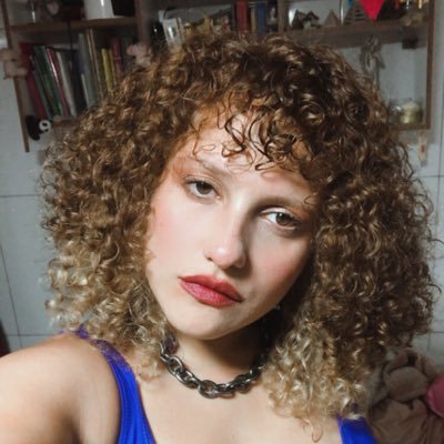 lapsocolapso's profile picture. i'm a fountain of blood in the shape of a girl ❤️‍🔥