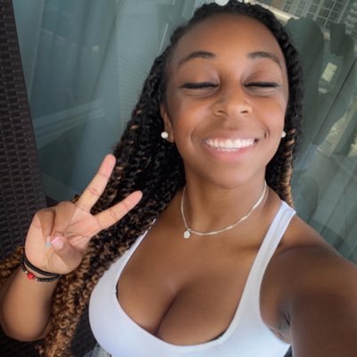 I Make Aggressive Gameplays 😅 | Gamer | Youtube Partner | Twitch Partner | Business: dwaynenjazzbusiness@gmail.com
