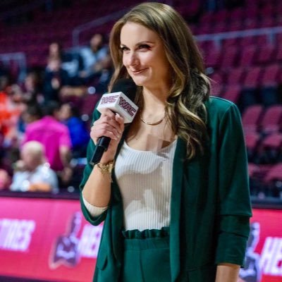 Director of Digital Communications/Reporter for @WACsports • Florida State and Syracuse Alum 🍊• Insta @kendra_sheehan