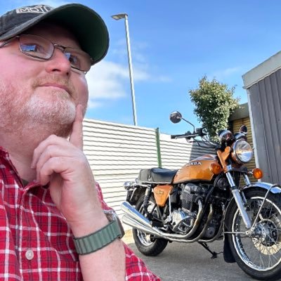 Advocate for Motorcycle Lifestyle and its culture 💎 LuxeLife 🏍️ Motorcycles 🔧 Mechanics ⚕️ Cancer Survivor 🩷 Partner @MotoCatz99