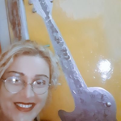 Mulher branca, hétero, bolsonarista, Mãe, espiritualista vegetariana,rockeira, NÃO add estrangeiros,NÃO DM, Nude BLOQUEIO no ato,No strangers,No DM,Block nude