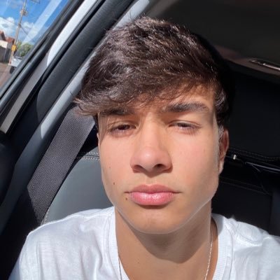Leandro_Filh0's profile picture. 