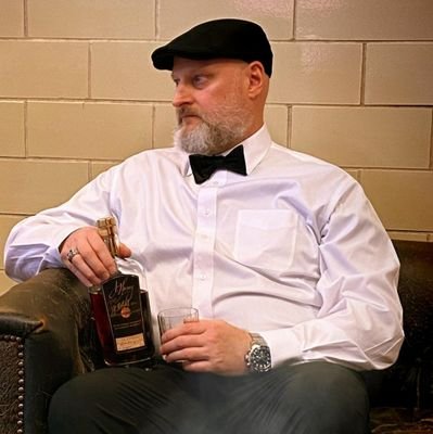 scottkrause960's profile picture. living my best life

Certified bourbon steward 
The Bearded pour HMN LLC
Brand representative J Henry and sons bourbon