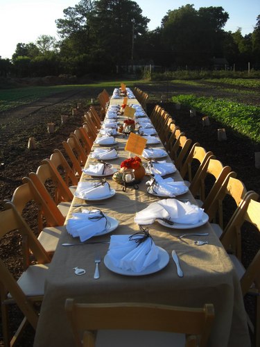 HarvestDinners's profile picture. 116 Espresso and Wine Bar, City Roots and The Southern Greenie are excited to bring you Columbia’s first Harvest Dinners.