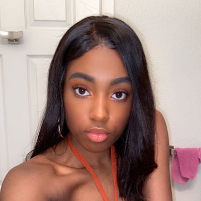 qveenmira_'s profile picture. I’m here to lie, joke & fight for my people #blacklivesmatter ♡LongLiveTheGang♡ #FreePalestine