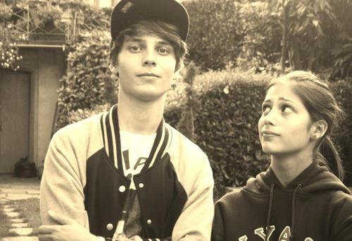 ARoncoroni_'s profile picture. 