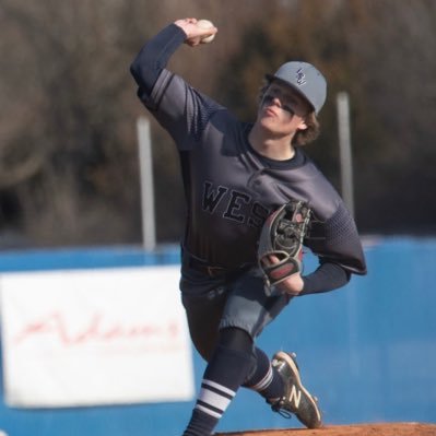 Lee’s Summit West Baseball/Football 24’ | 2023 All Conference RHP HM | @MSSUbaseball