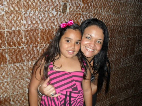 Seguuii aae seu dedo nao vai kair
Se cair nois passa Super-Bonder (: