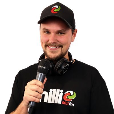 Breakfast Radio Boi on Chilli FM Tasmania 📻. Contact: adamdavison@arn.com.au