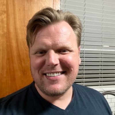 Joshuadavid2722's profile picture. 