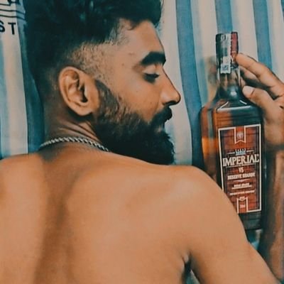 If u born has single it's not ur folt  but if u dei has single it's ur folt 😎