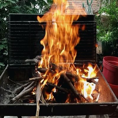 M1gu3L1n's profile picture. a dónde van los muertos?