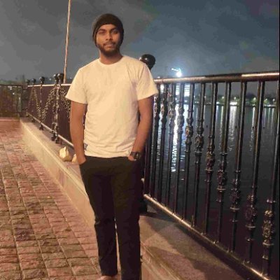 magnetic_muneer's profile picture. soft dev.