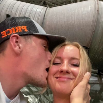 JakeEschm's profile picture. 