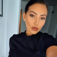Sandra (@sandra520960645) 's Twitter Profile