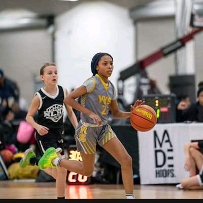 7️⃣5️⃣7️⃣ ✌️🫶 2029 Landstown MS| YKSBULLDAWGS| 5'4| PG | 3.7 GPA | Future WNBA 🏀
NCAA ID# 2303809590
IG: Sydi_hoops