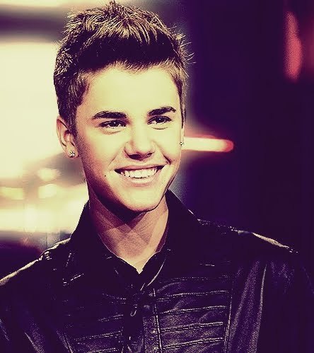 Cure my fever bieber, Doctor Bieber! UNDER THE MISTLETOE
