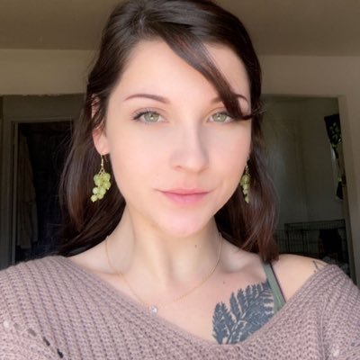logiibear22's profile picture. 24 • scorpio • ZDF • beautiful&filthy ꩜