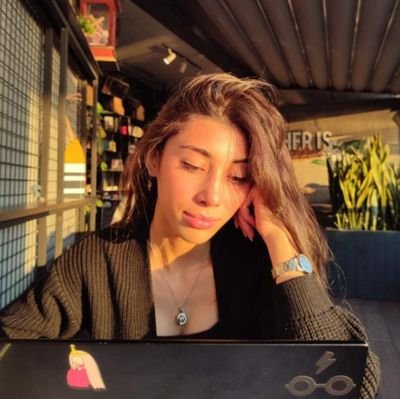 ayseozogull's profile picture. 