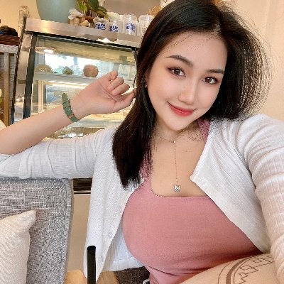 zhangli45184285's profile picture. I love travelling, enjoying the beautiful scenery, local customs, culture and food.