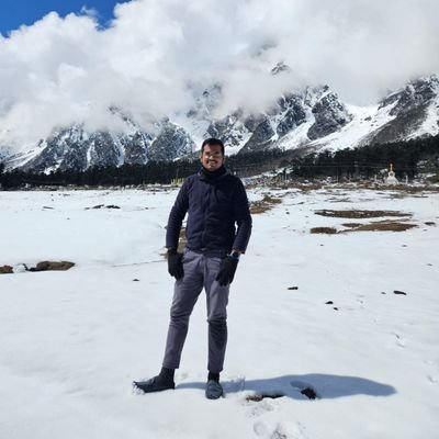 vikasgautham_R's profile picture. Easy going person with goals! Science lover! Product Manager by profession!
Hyd. Irani Chai and Osmania biscuit =❤️
Did Everest Base camp trek in winter Dec'22!