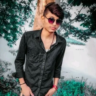 दिल का अच्छा हूँ , बस दिमाग थोड़ा खराब रहता है । 🙏 Belongs_to__Ahir🔥