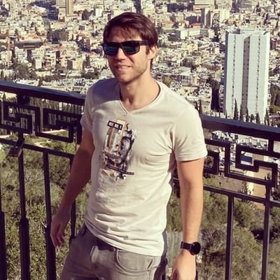 tonylux100's profile picture. ימין ליברלי אוהב ישראל.

מת על מילאן, מכבי חיפה, לייקרס, נובאק דג'וקוביץ' ולואיס המילטון
לא בסדר הזה.