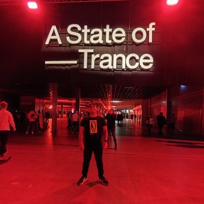 _juanfeer's profile picture. Sueño conquistar el mundo con lineas de código. #Developer #Trance #TranceFamily