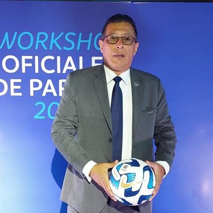 Venezolano, Dirigente Deportivo, Presidente en AFEL, Oficial de Partidos Conmebol, Administrador de Profesión.