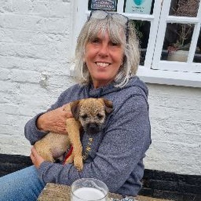 MallinsonJ46546's profile picture. 