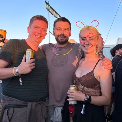 daisy_younger's profile picture. 