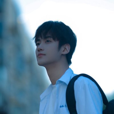 2ti1ttfGiw29617's profile picture. 零零九啊