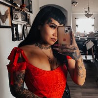 M | Caroline (@carolinehellcat) 's Twitter Profile